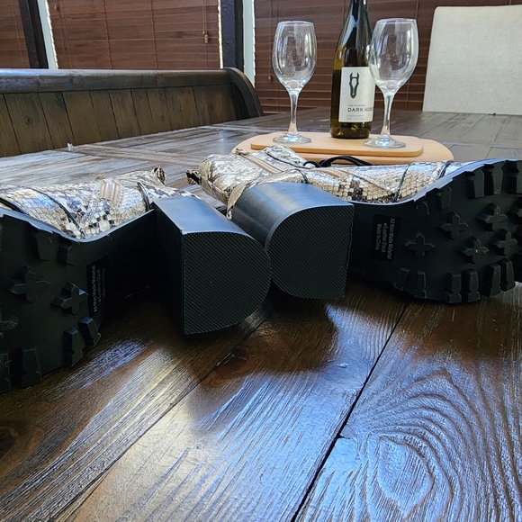 DV DOLCE VITA Ayleen Heeled Lug Sole Combat Boots Size 6 NWOT - Picture 9 of 15